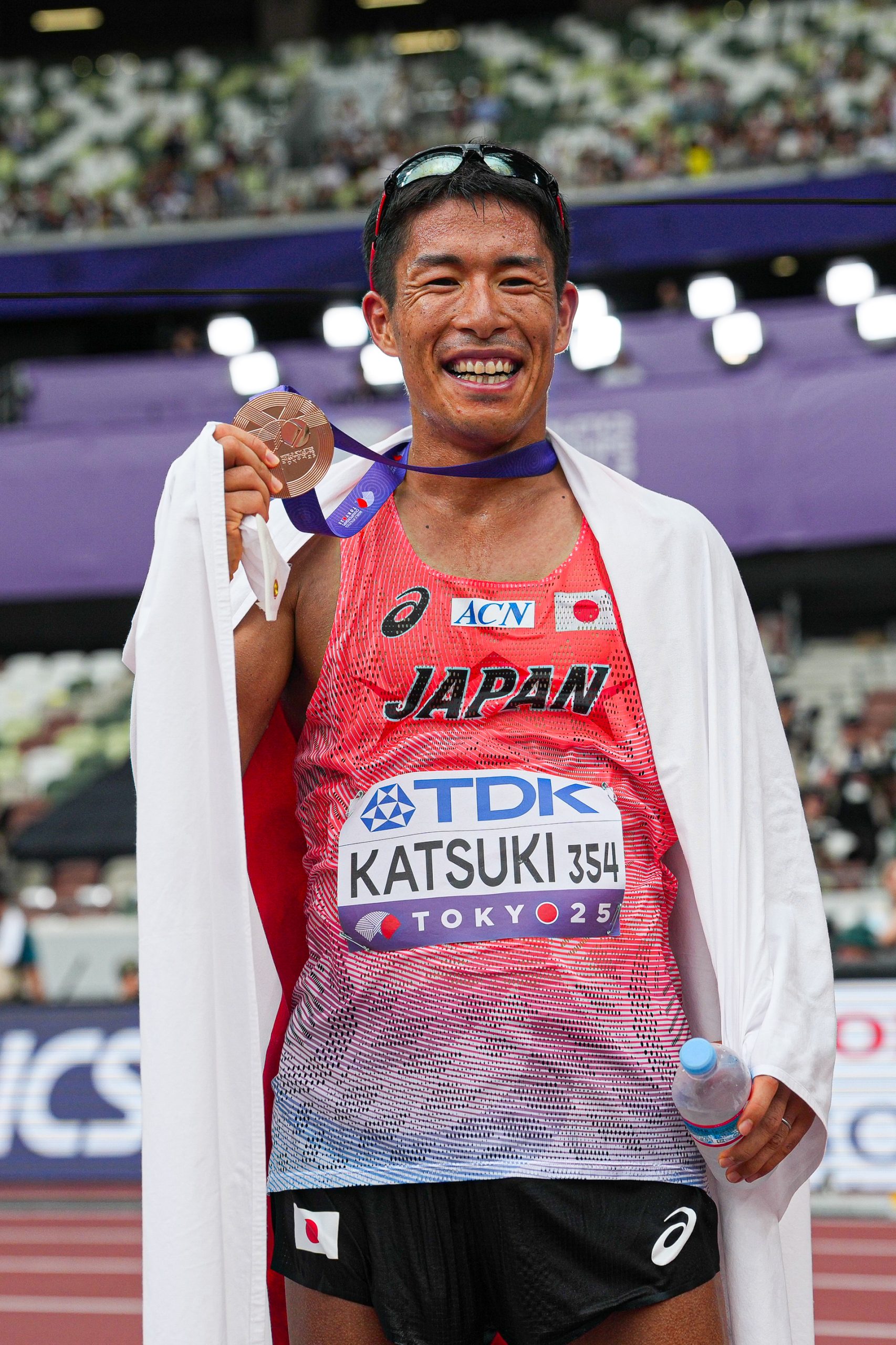 Hayato Katsuki wins bronze in 35km walk