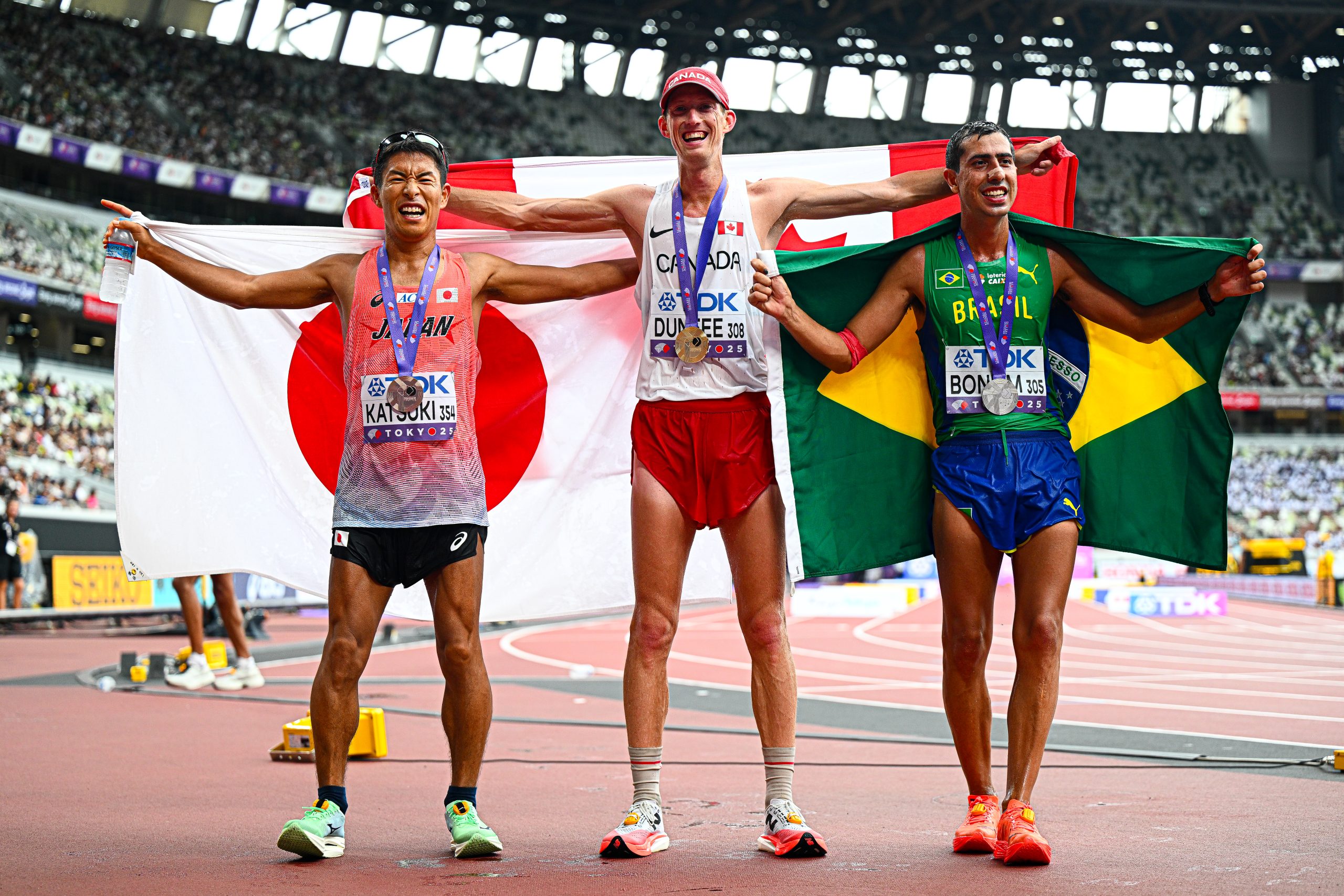 Hayato Katsuki wins bronze in 35km walk
